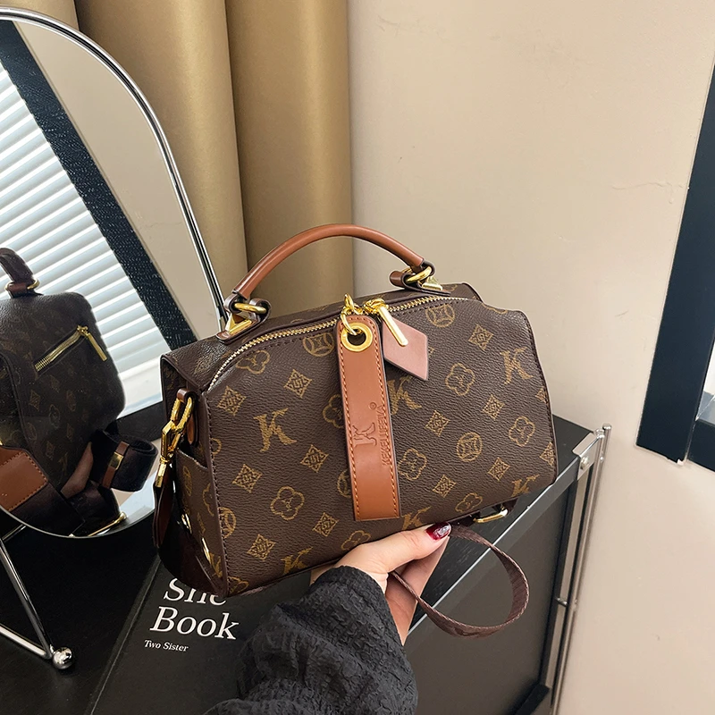 

Elegant Women's Handbag Leather Messenger Bag Luxury Brand Famous Designer Classic Popular With Strap