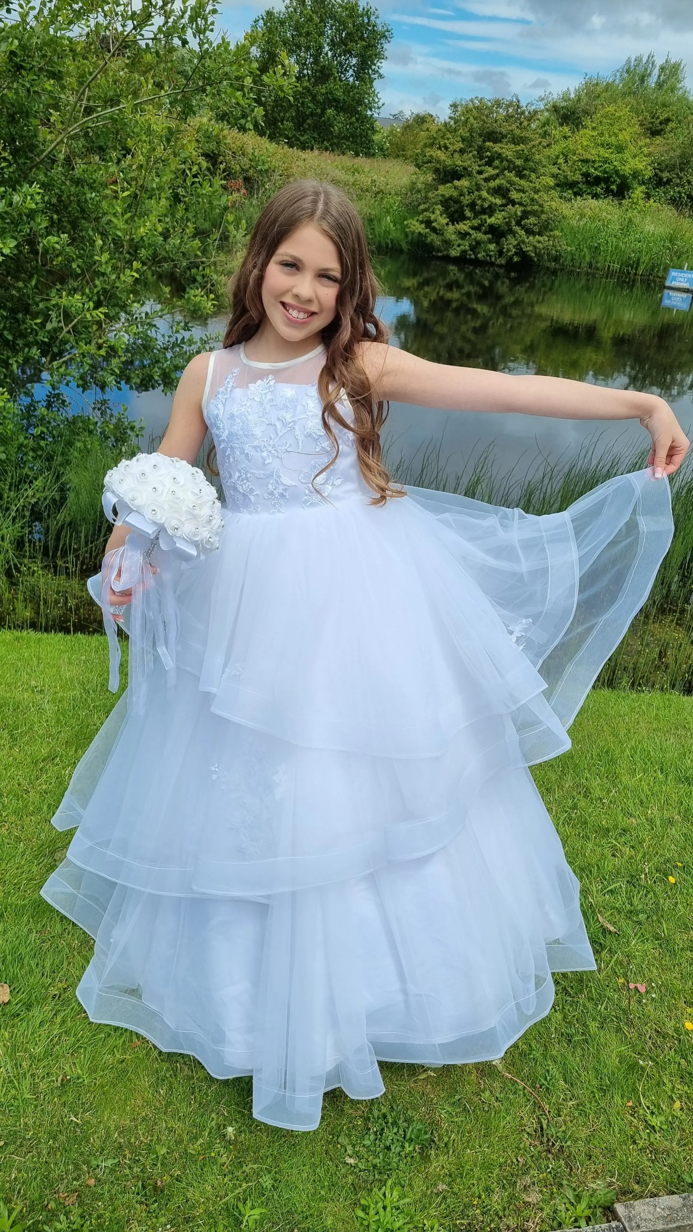 Dostosowana do podłogi sukienka dla dziewczynki z kwiatami Kwiatowa bufiasta tiulowa sukienka księżniczki Szampańska sukienka na przyjęcie Suknia ślubna dla dzieci