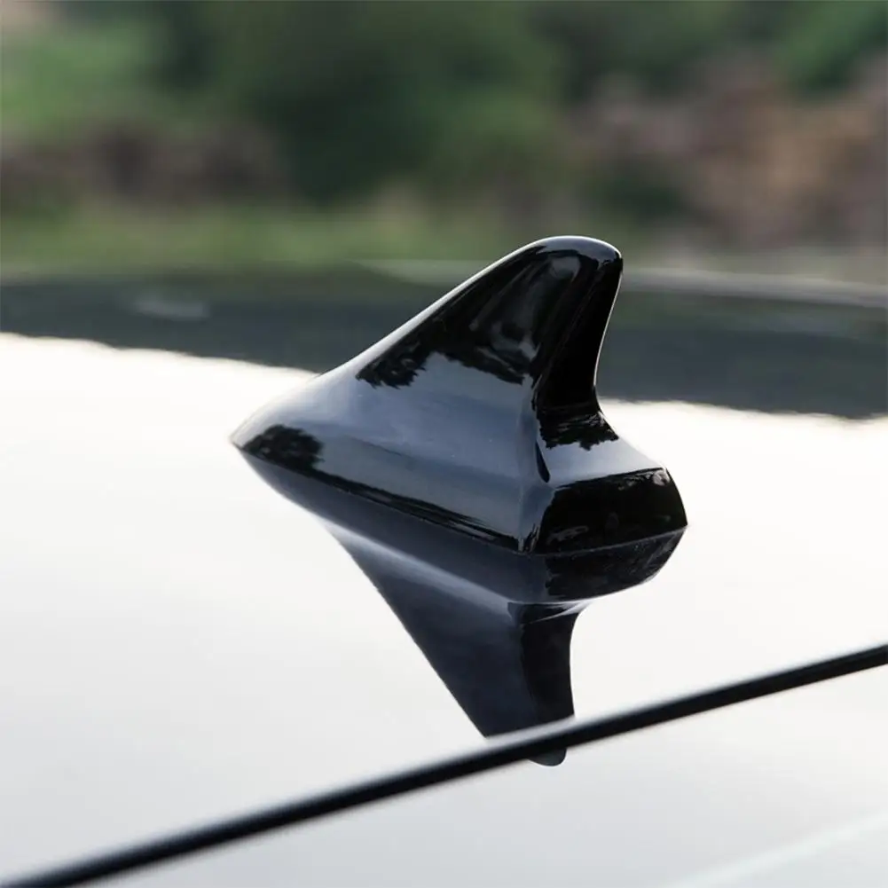 FM/AM Signal Protective Aerial Car Styling Roof Decoration Sticker Base Universal Car Shark Fin Antenna Radio Aerials