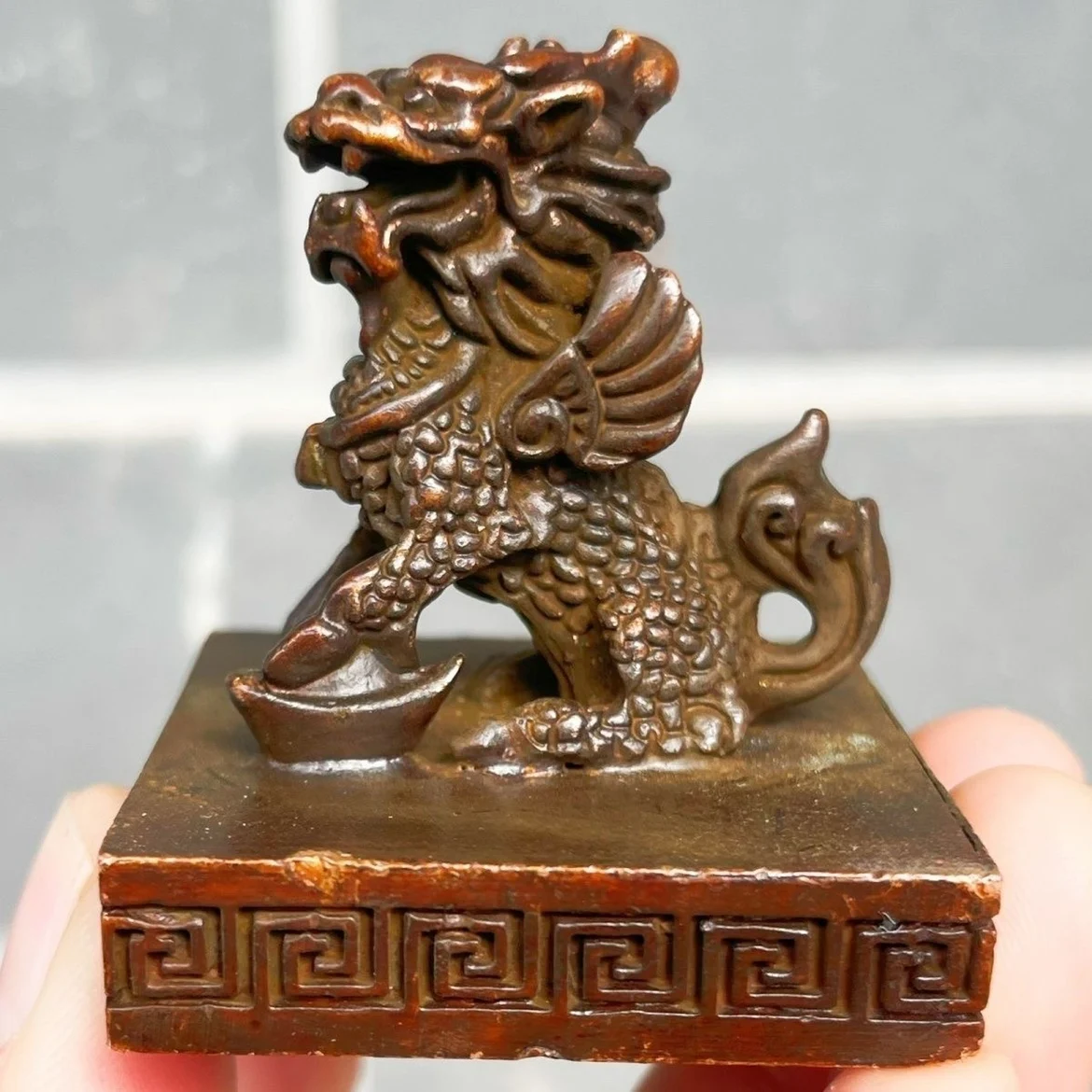 

Bronze Qilin Seal, Nine Heavenly Mysterious Girl Seal, Old Qilin Decoration, Study, Paper Weighting Decoration