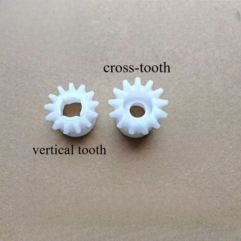 1Pcs Plastic Gears Fittings New Part Beater Rod Replacements for Ice Slush Machines Snow Juice view 2