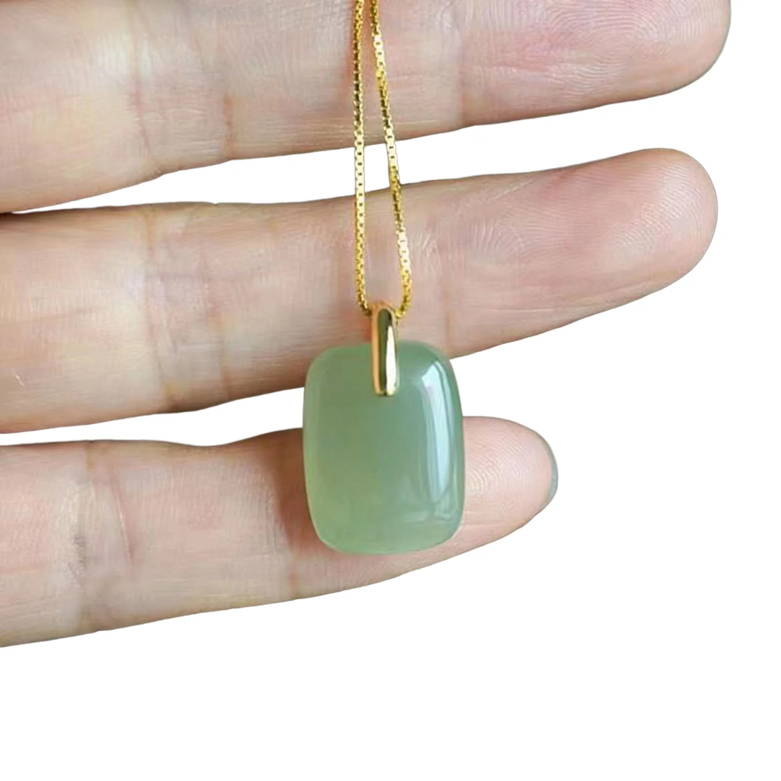 Imitation Green Jade Pendant Collarbone Chain Durable Smooth Surface Necklace for Women Teen Girls Girlfriends