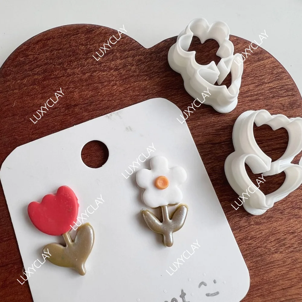 2pcs/set Flower Shape Polymer Clay Molds, Embossed Tulip Pattern Polymer Clay Cutters for DIY Pendants Earrings Jewelry Making