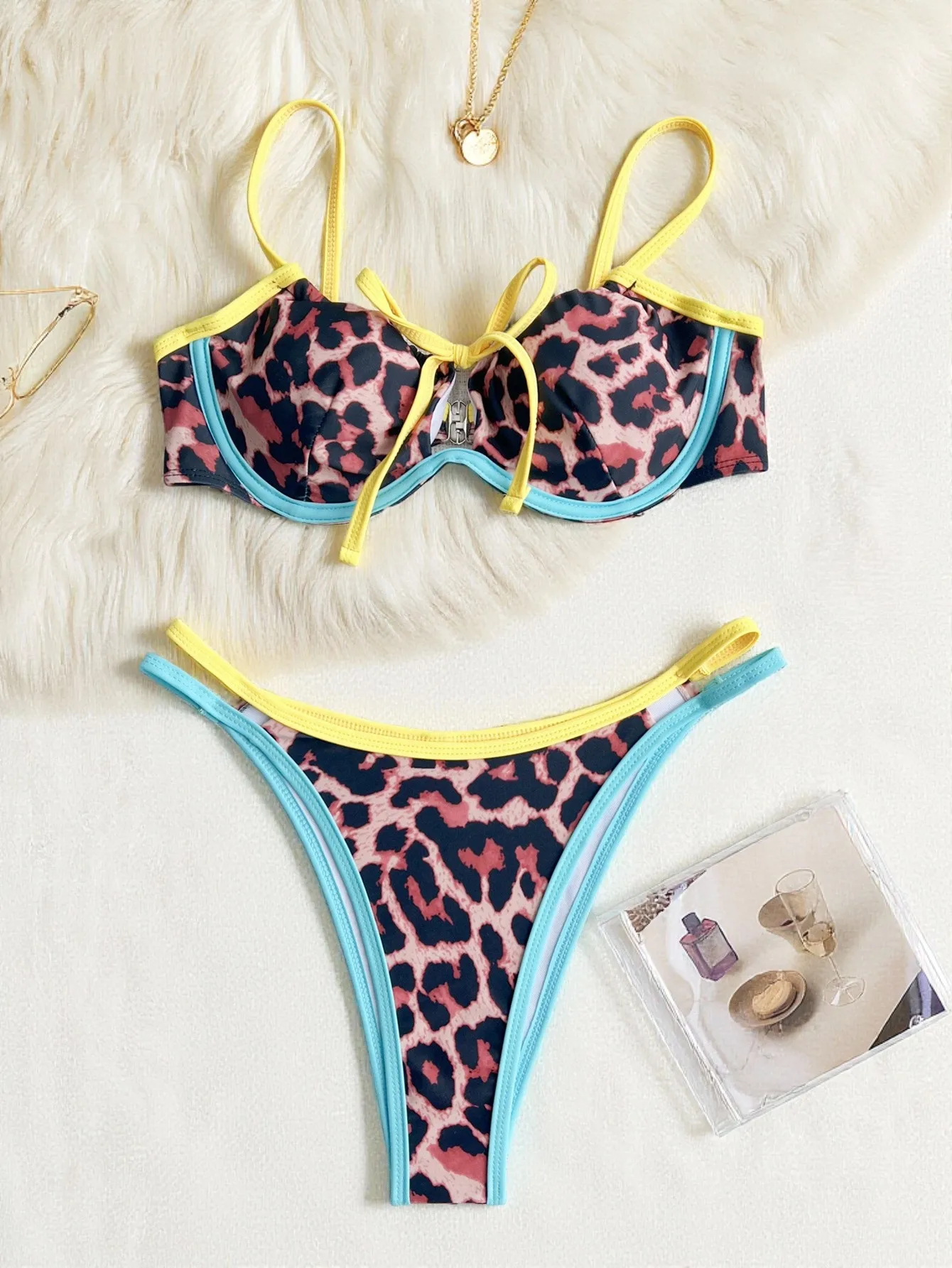 Nuovo sexy leopardo bikini a fascia push up costumi da bagno donna scava fuori costume da bagno stringata fasciatura costume da bagno abbigliamento da spiaggia Biquini Femme