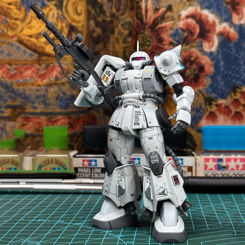 HG 1/144 XD GTO White Wolf Zak - огляд і ціна Model Kit Zaku