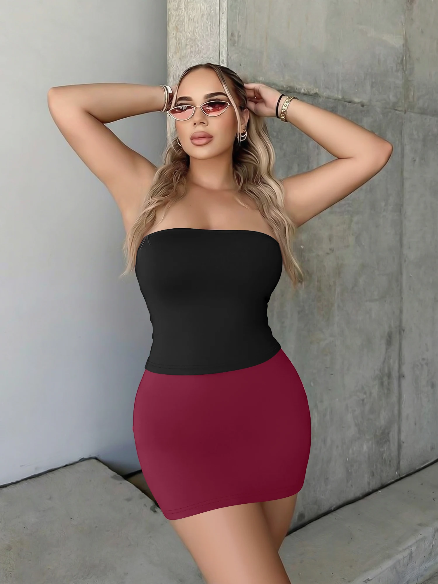 

Элегантный комплект из топа-бюстье без бретелек и мини-юбки для женщин, двухсоставный наряд для шопинга и повседневной носки