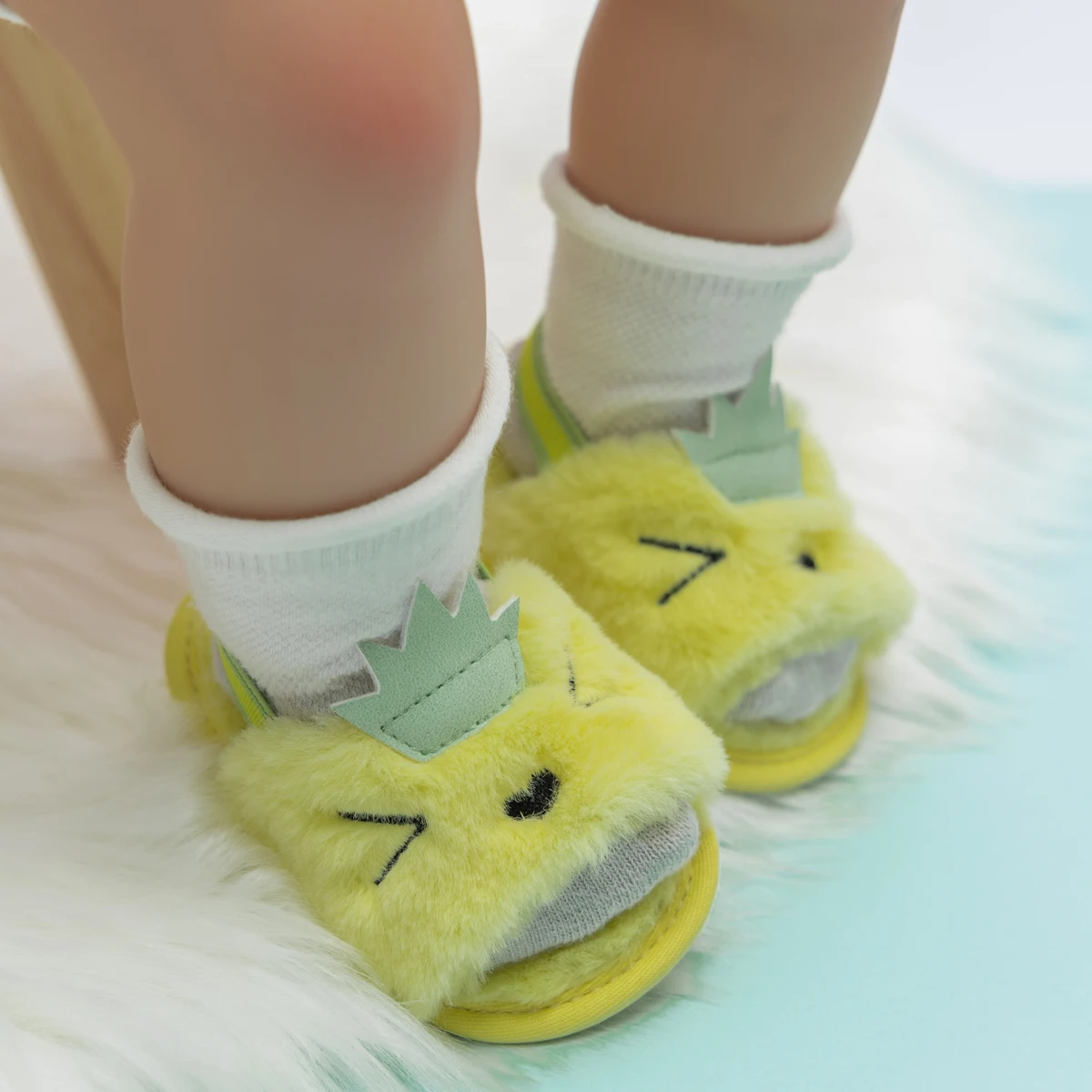 2023 New Winter Warm Baby Slipper Newborn Girl Boy Shoes Indoor Baby Soft Sole Toddler Multicolor First Walkers Crib Shoes