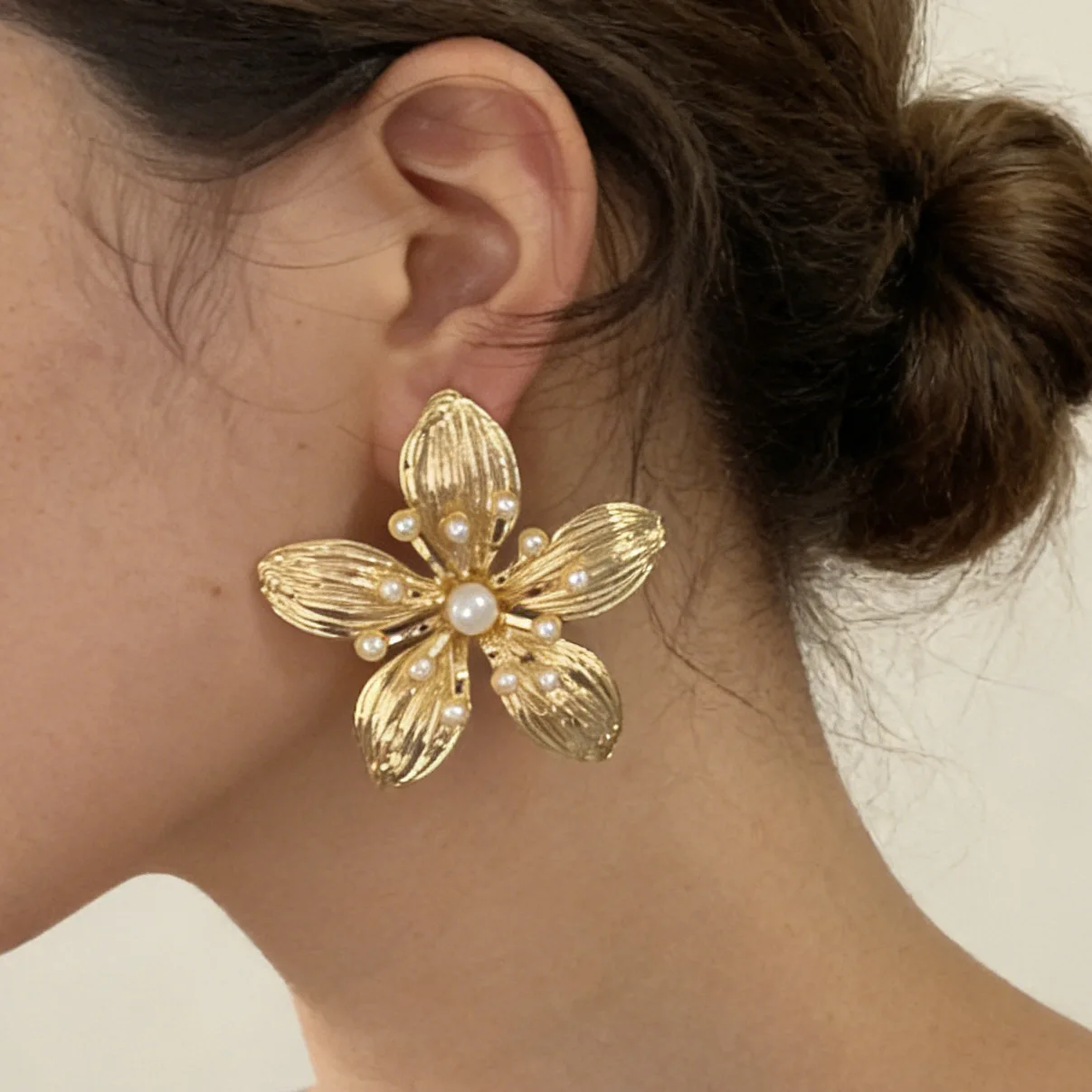 Trendy vintage light luxury with faux pearls, unique textures, exaggerated floral stud earrings for women