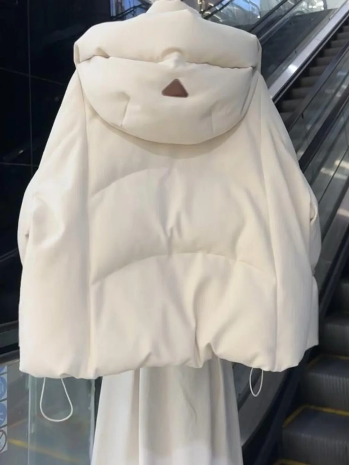 Sli White ort Casaco feminino com capuz Jaet Winter Faionable High-End Feeling Casaco Thi Outerwear Commute Sle Regular...