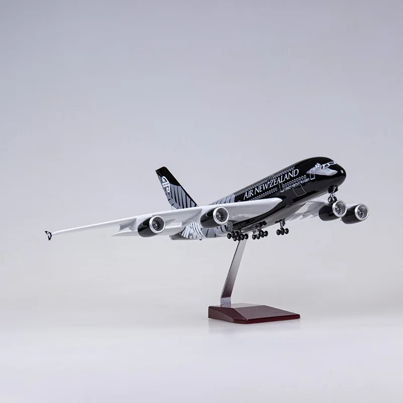 Nowy 47cm 1:85 Scale Airbus A380 Newzealand Aircraft Airlines Model W Light And Wheel Diecast Resin Plane Toy Collection Display