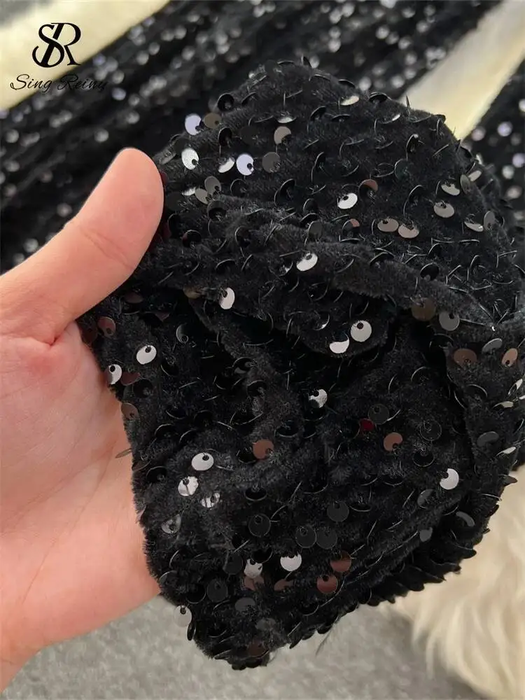 가을 우아하고 섹시한 블랙 점프수트 유럽 패션 오프숄더 깃털 패치워크 스팽글 슬림 롱 플레이수트