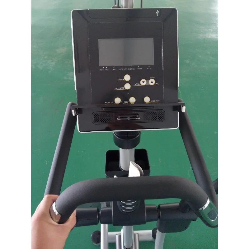 Innovative Design Commercial Elliptical Machine Efficient Calorie Burning Realistic Workout Feel