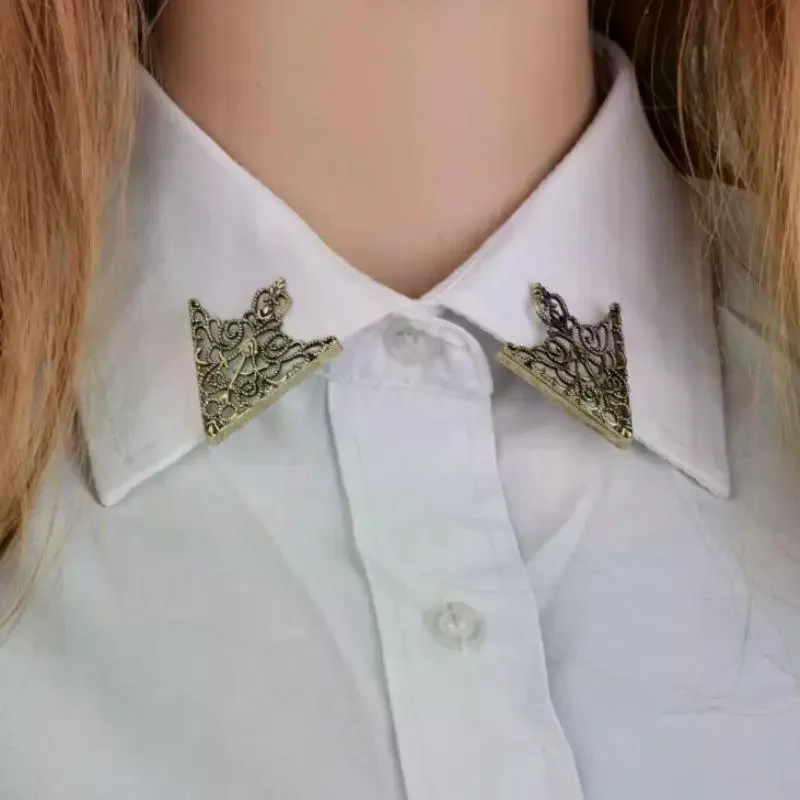 

5Pair Vintage Hollow Patterned Triangle Brooch Metal Hollowed Out Crown Collar Brooch Exquisite Shirt Collar Pin Accessories