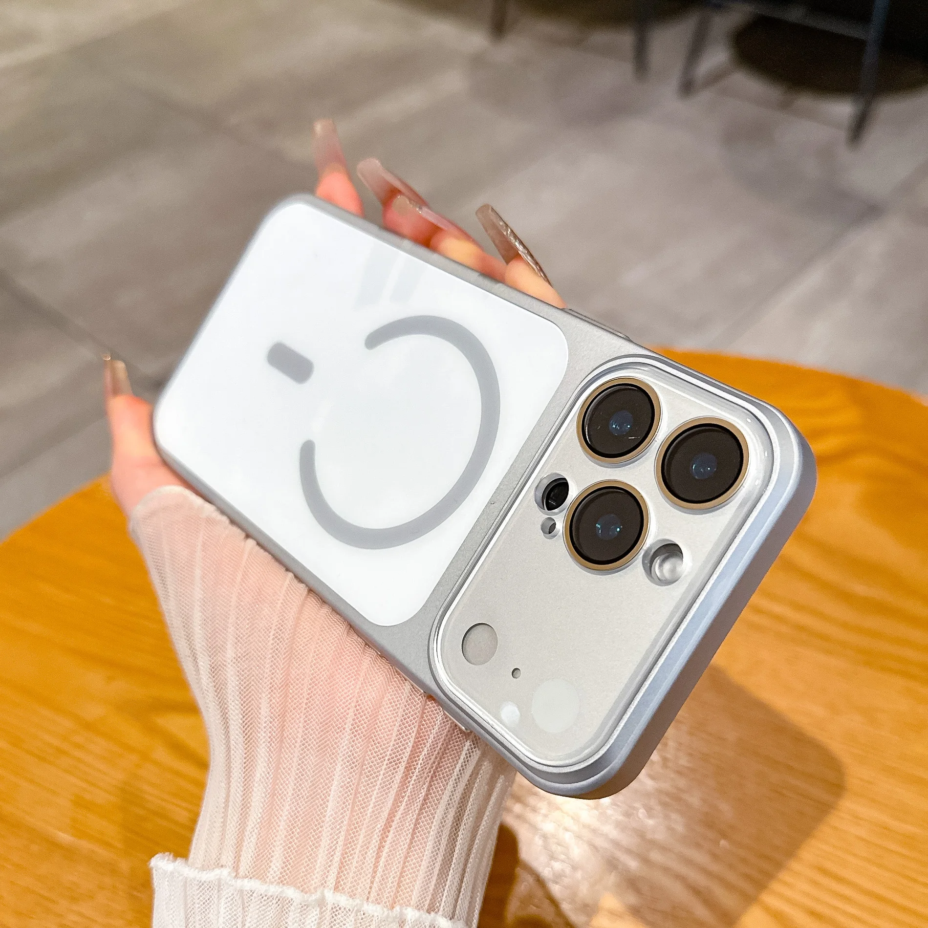 [تحويل حافظة iPhone 17 على الفور] حافظة هاتف مغناطيسية لهاتف iPhone 17 Pro Max 13 14 15 16 غطاء شحن لاسلكي عالي الجودة