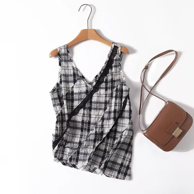 

2025 summer women's new product art design plaid V-neck sleeveless commuting top versatile