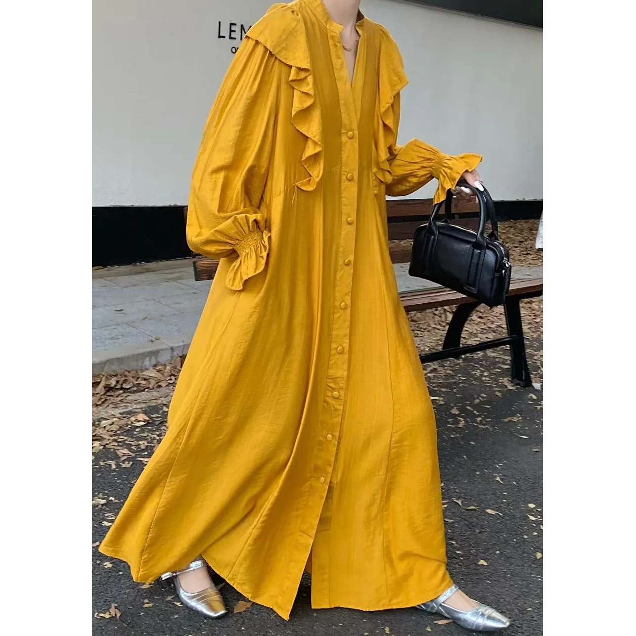 

Женское платье-миди большого размера с открытым воротником на пуговицах, свободного кроя, в винтажном стиле, до колен, для весны и осени