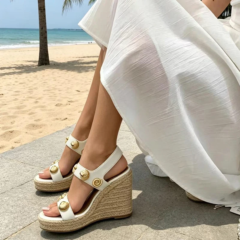 Summer New Straw Wedge Platform Sandals, Shell Metal Decor Ankle Strap Roman Shoes for Beach Vacation Daily Casual Outdoor Wear
