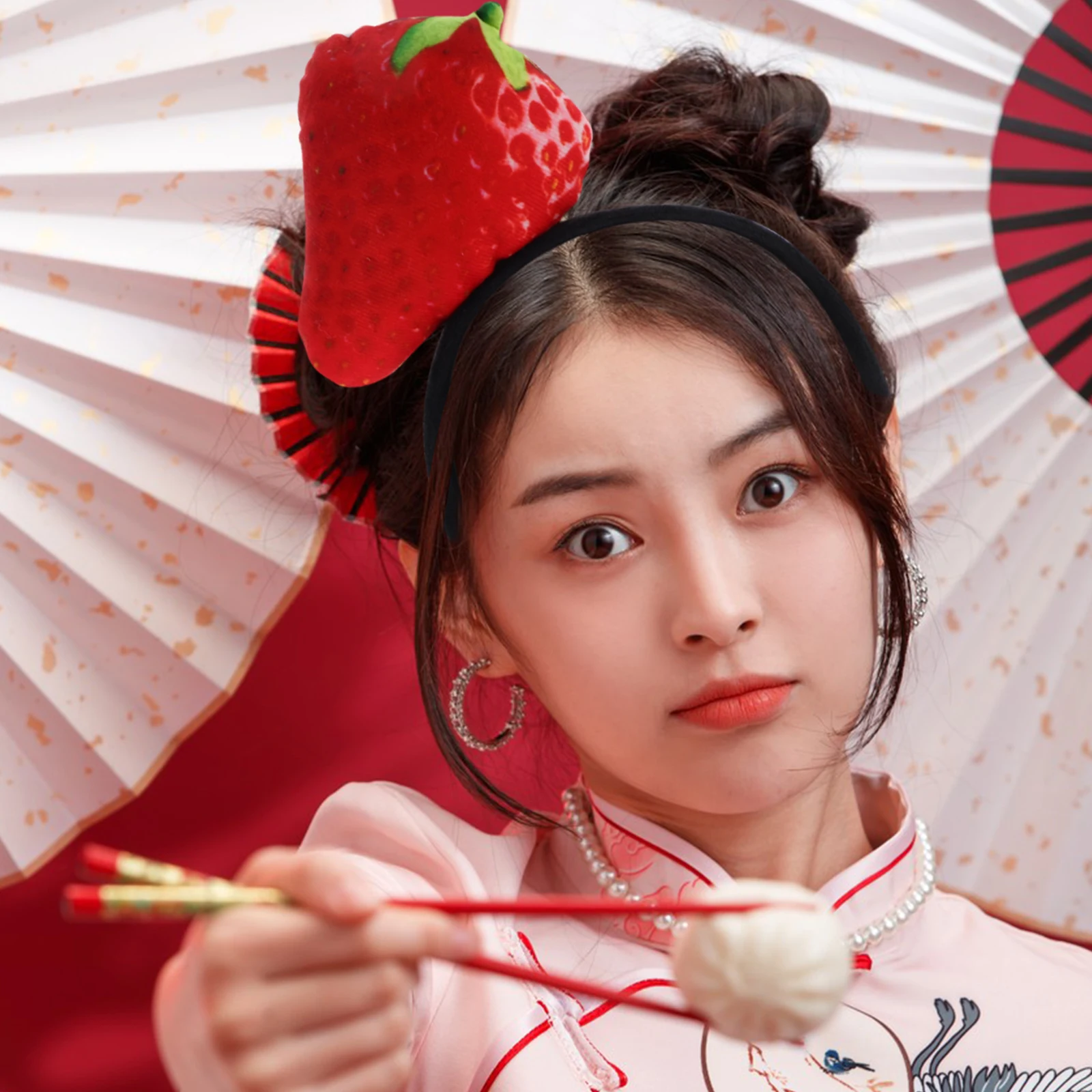 

Strawberry Headbands Facial Spa Washing Face Adjustable Size Soft Comfortable Material Party Photo Prop Birthday Weddings