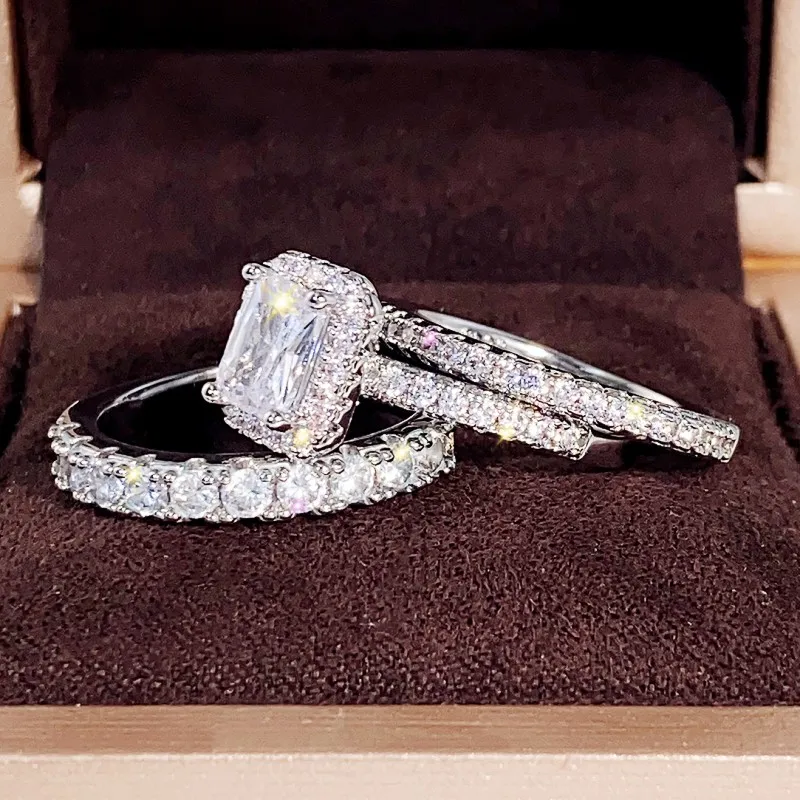 Huitan Modern Fashion Geometric Square Cubic Zirconia 3Pcs Set Women Rings 2023 New Trendy Wedding Party Rings Luxury Jewelry
