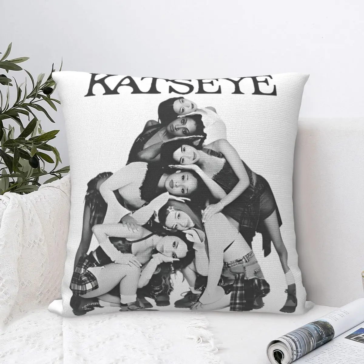 Katseye Kpop Idol Pillowcase Polyester Cushion Cover Decorative Dream Academy Pillow Case Cover Home Zippered 18'