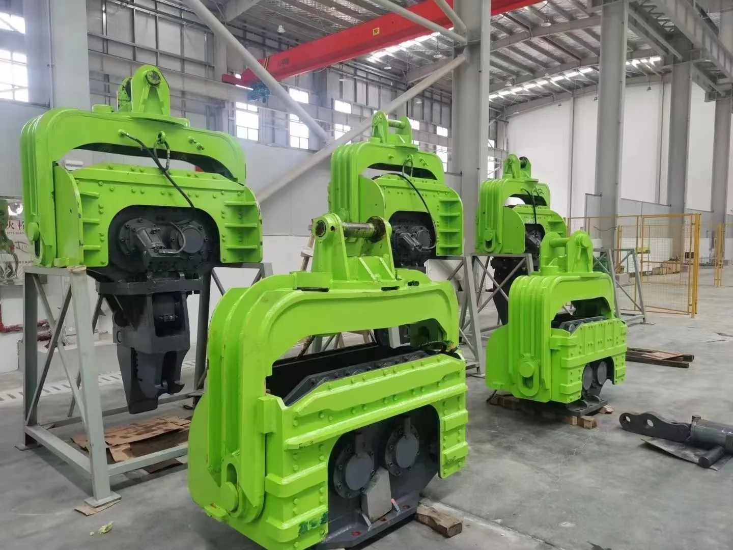 مطرقة فيبرو مثبتة على الحفارة 20-50 طن V450 مطرقة كومة هيدروليكية لقيادة كومة الورق 6-20 متر