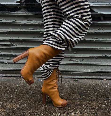 Vintage women's round toe lace up mid calf boots round toe leather black/brown chunky high heels luxury designer causal shoes