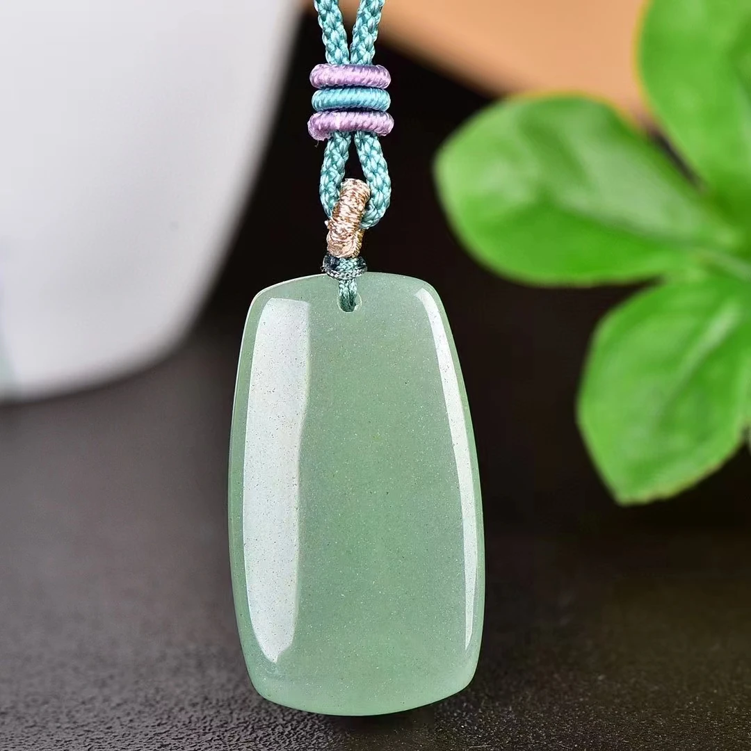 Aventurine Jade Pendant Natural Green Stone Gemstone Necklace Pendants Men Womens Simple Retro Mascot Charms Amulet Jewelry