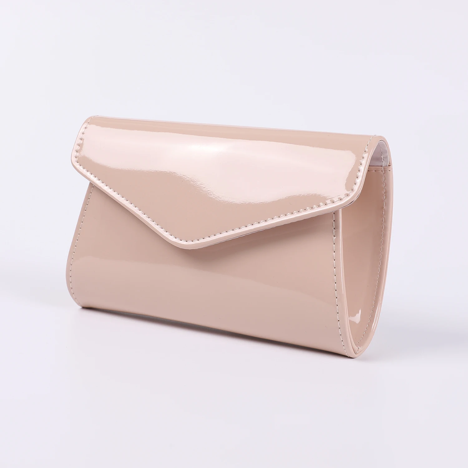 Lady PU Evening bag Patent leather Hand bag flash contracted bag in Europe and the party bag Purse