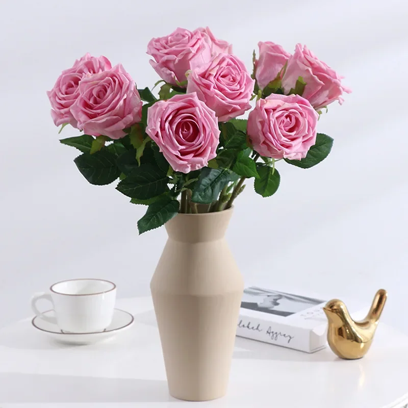 

45cm Single Branch Hand-feel Moisturizing Silk Rose Simulation Flower Wedding Accessories Desk Decorations Artificial Flowers