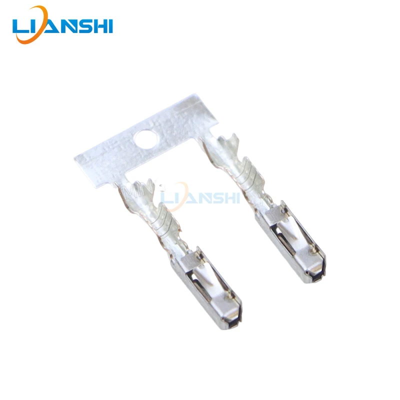 

928999-1 Автомобильный разъем, луженый терминал, штампованный жгут проводов клемм, пружинная вставка 963715-1