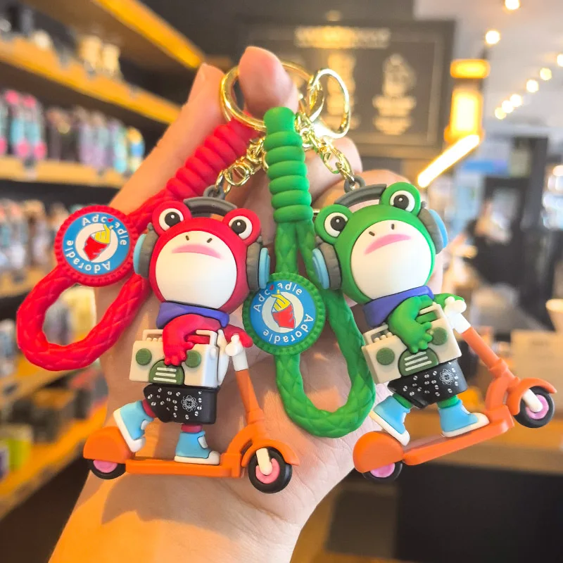 

Skateboard Salute Frog Keychain Long Legs Weaving PVC Salesman Cartoon Doll Machine School Gift Y2k Fashion Toys Anime Cartoon