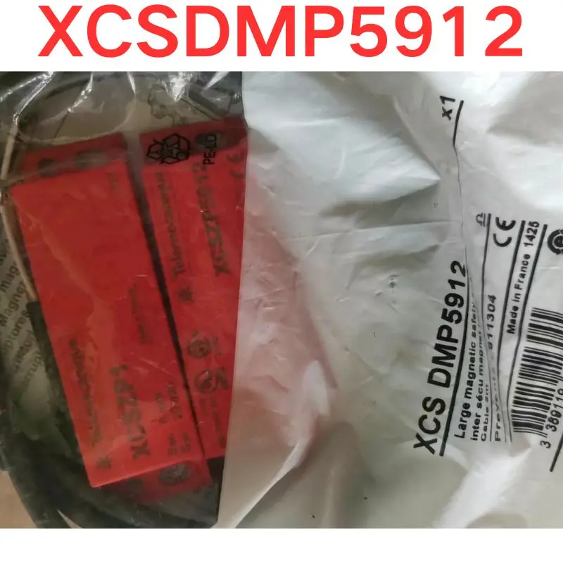 

brand-new Safety door magnetic switch sensor XCSDMP5912