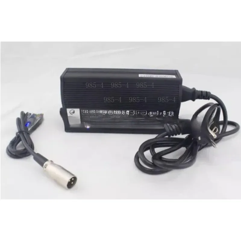 24V 5A/6A HP8204B Electric Wheelchair Charger Lead Acid Gel Battery Charger with XLR Connector