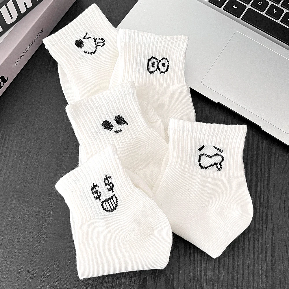 5 أزواج الجوارب النسائية الكرتون جولة الرقبة منتصف أنبوب المألوف لطيف التعبير نمط الجوارب عارضة تنفس الخريف الفتيات الجوارب #3