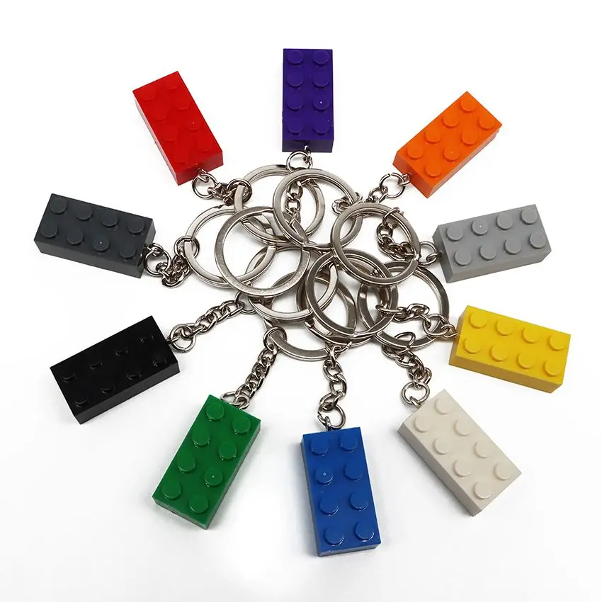 

Compatible with creative building blocks, key rings, schoolbag pendants, brick key chains, multicolor couples gifts, gifts.