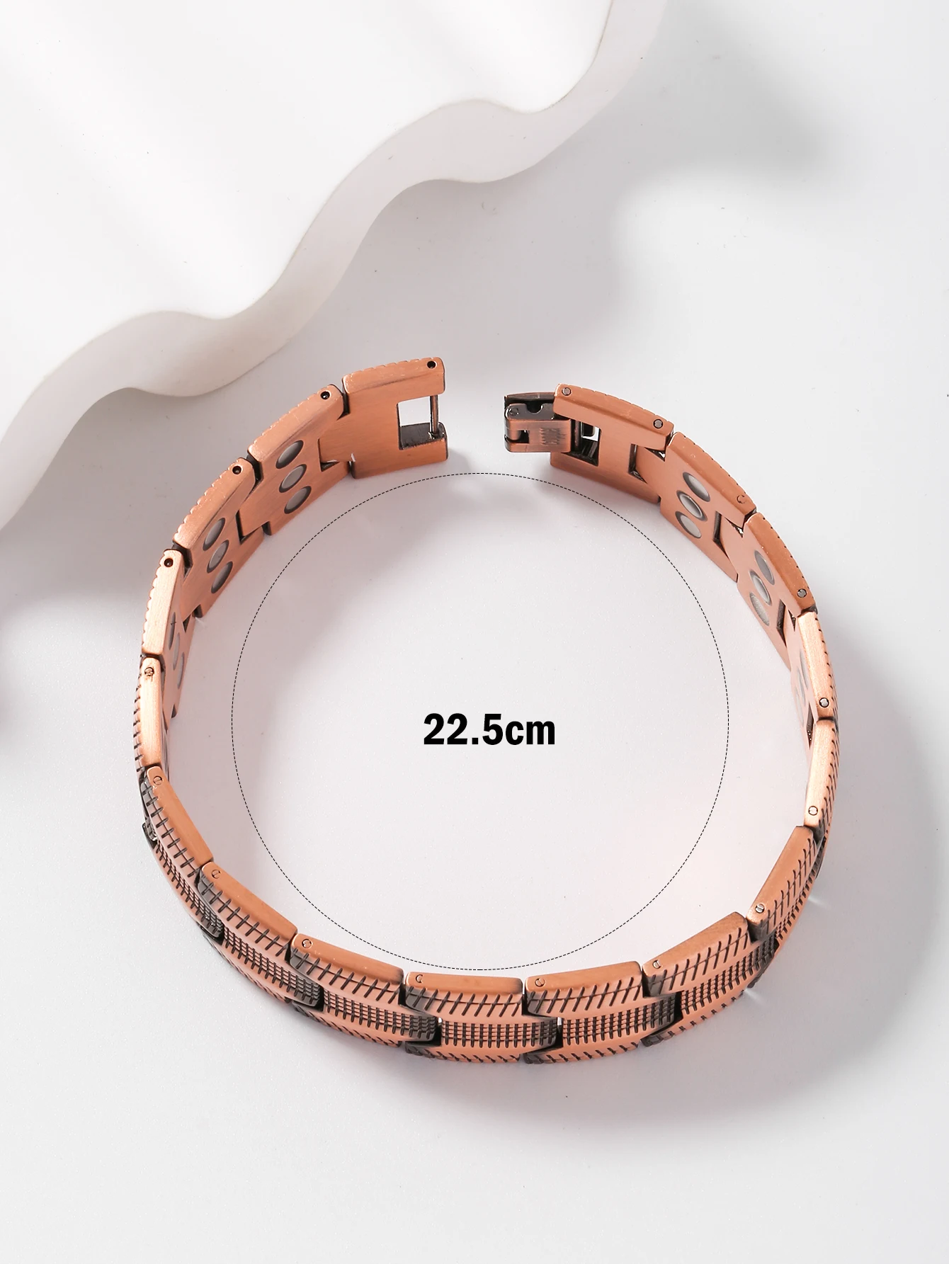 A Red Copper Men\'S Dating Retro Ultra Wide Three Row Magnetic Therapy Bracelet