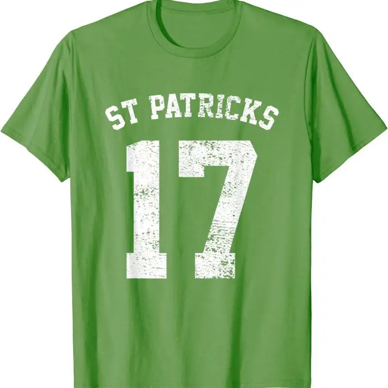 St Patricks 17 March Paddys Day Team Retro Distressed College Varsity T shirt