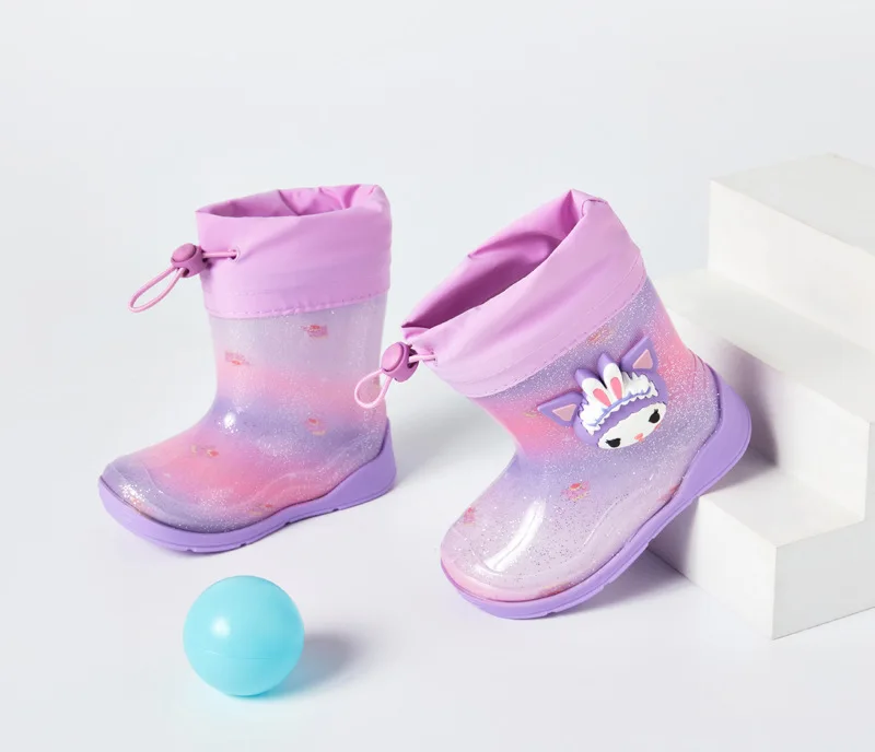 

Оригинальные непромокаемые сапоги Sanrio с героями мультфильмов для девочек Kuromi Hello Kitty, студенческие детские модные ботинки, нескользящая обувь