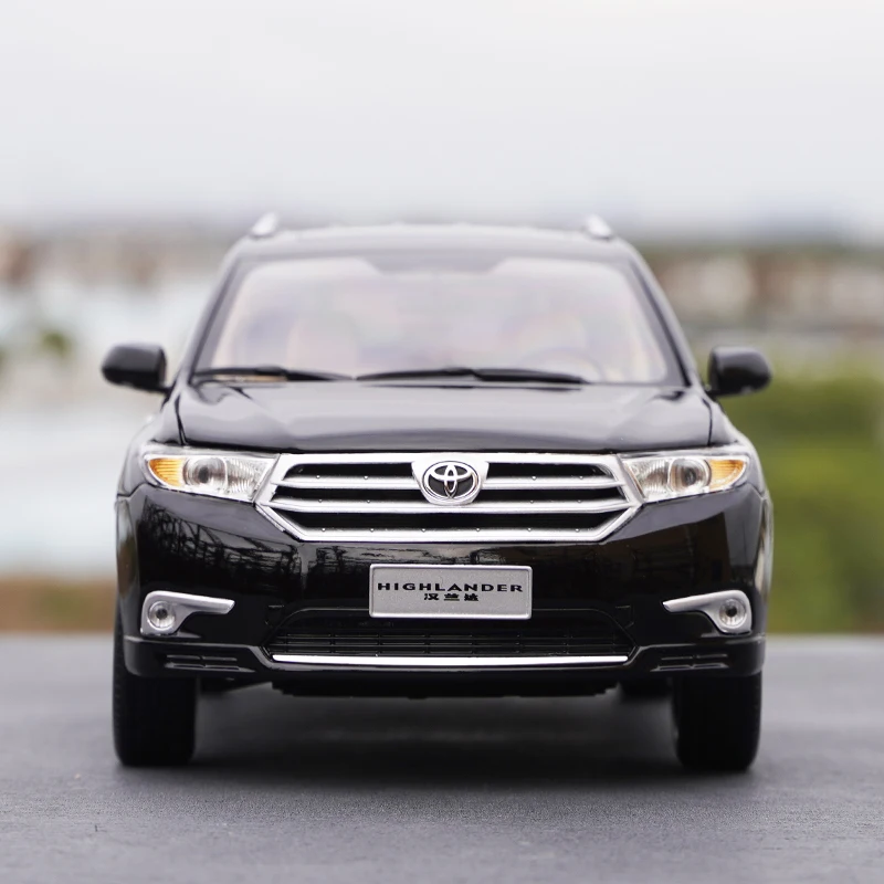 1:18 الأصلي GAC تويوتا هايلاندر تويوتا هايلاند 2012، نموذج سيارة سبيكة