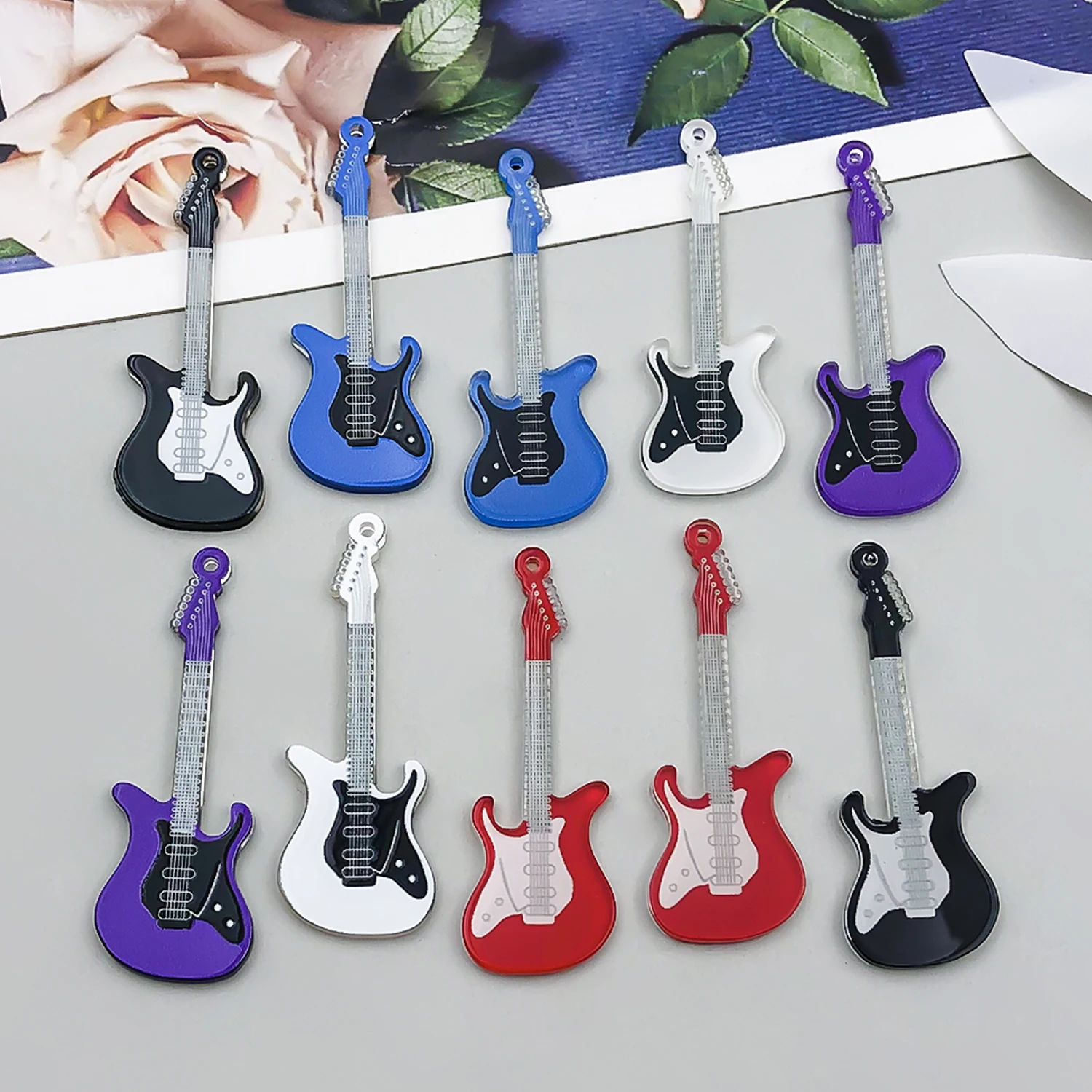 5 قطعة/10 قطعة الاكريليك الموسيقى الغيتار قلادة صنع المجوهرات Keychain بها بنفسك المفاتيح أقراط سحر للمجوهرات أساور قلادة