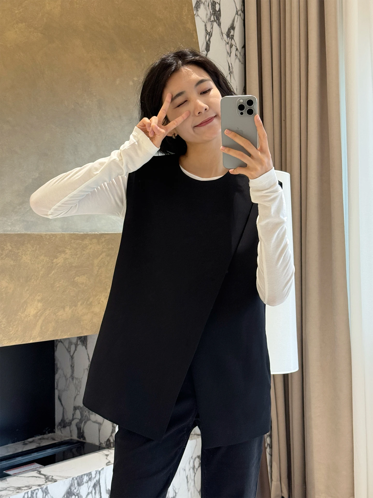 

Жилет Bla Svel женский, весна 2026, новинка, с асимметричным разрезом, открытыми плечами, для многослойного образа, для повседневной носки, из полиэстера