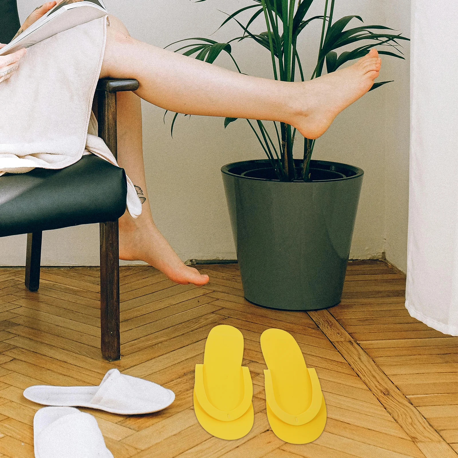 

24pcs Disposable Beach Slippers Eva Lightweight Non-Slip For Pedicure Salon Spa Hotel Guest Use Travel Shower Footwear