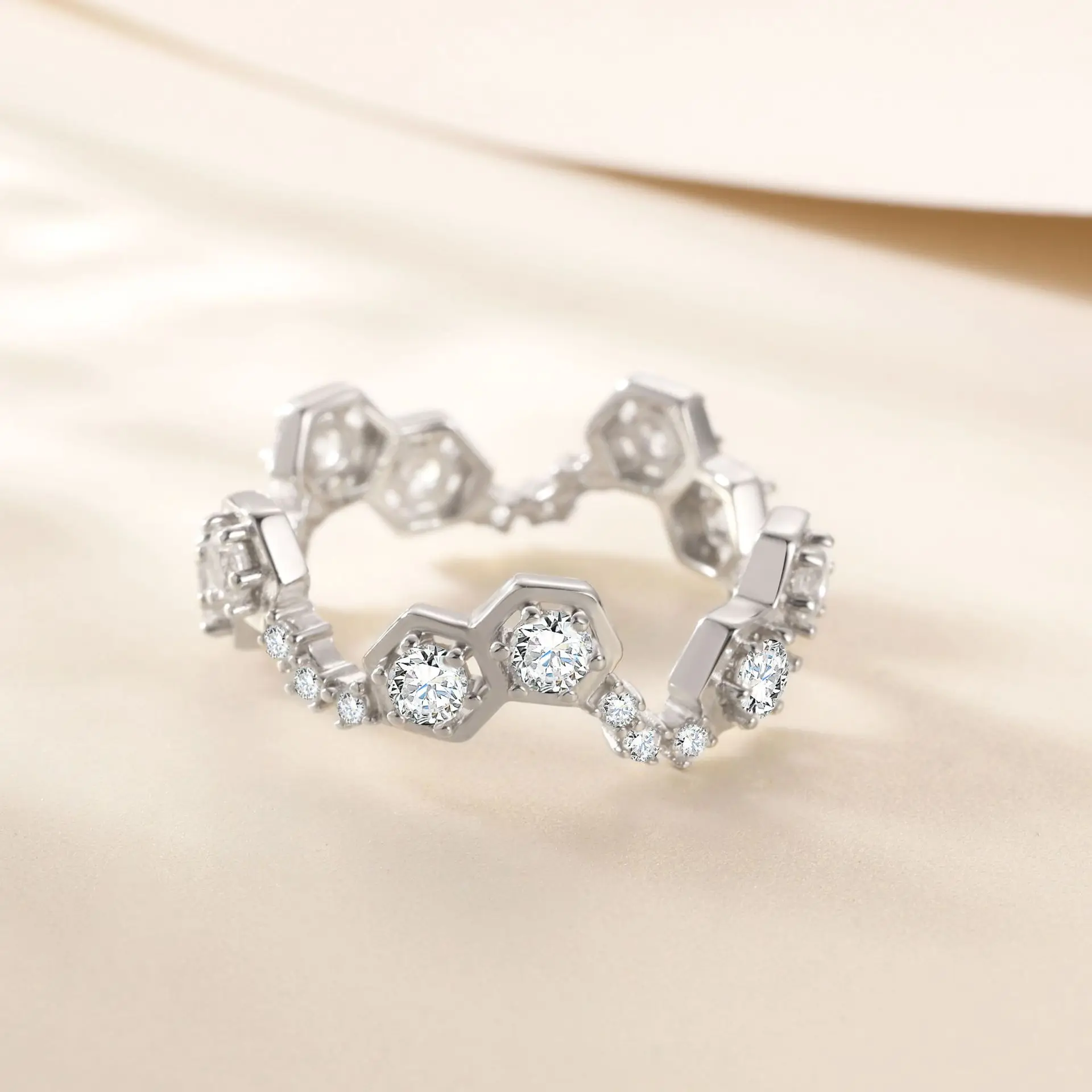 خاتم عصري وشخصي s925 مطلي بالفضة النقية عيار 18 قيراط من الذهب PT950 على شكل قرص العسل البلاتيني، أحجار كريمة بتصميم متخصص للنساء #2