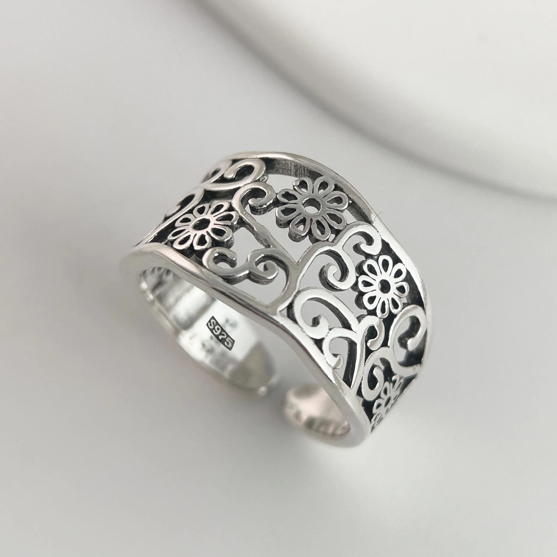 Women's 925 Sterling Silver Minimalist Hollow Flower Ring, Gift