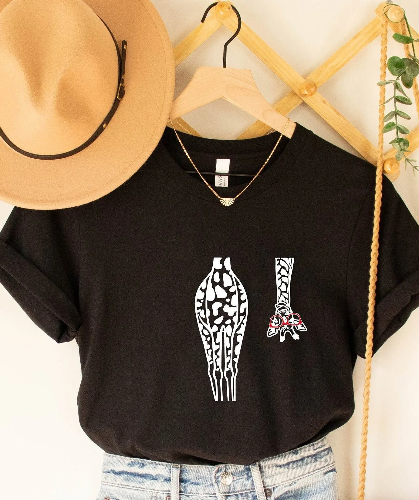 Camiseta divertida de jirafa curiosa al revés, amante de los animales cómicos, Día de la madre