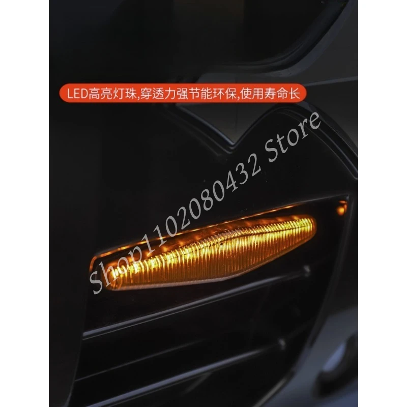 Small yellow lights in the center net day running lights for BYD Leopard 8 FangChengBao 8 eight 2025 2024 Interior Accessories