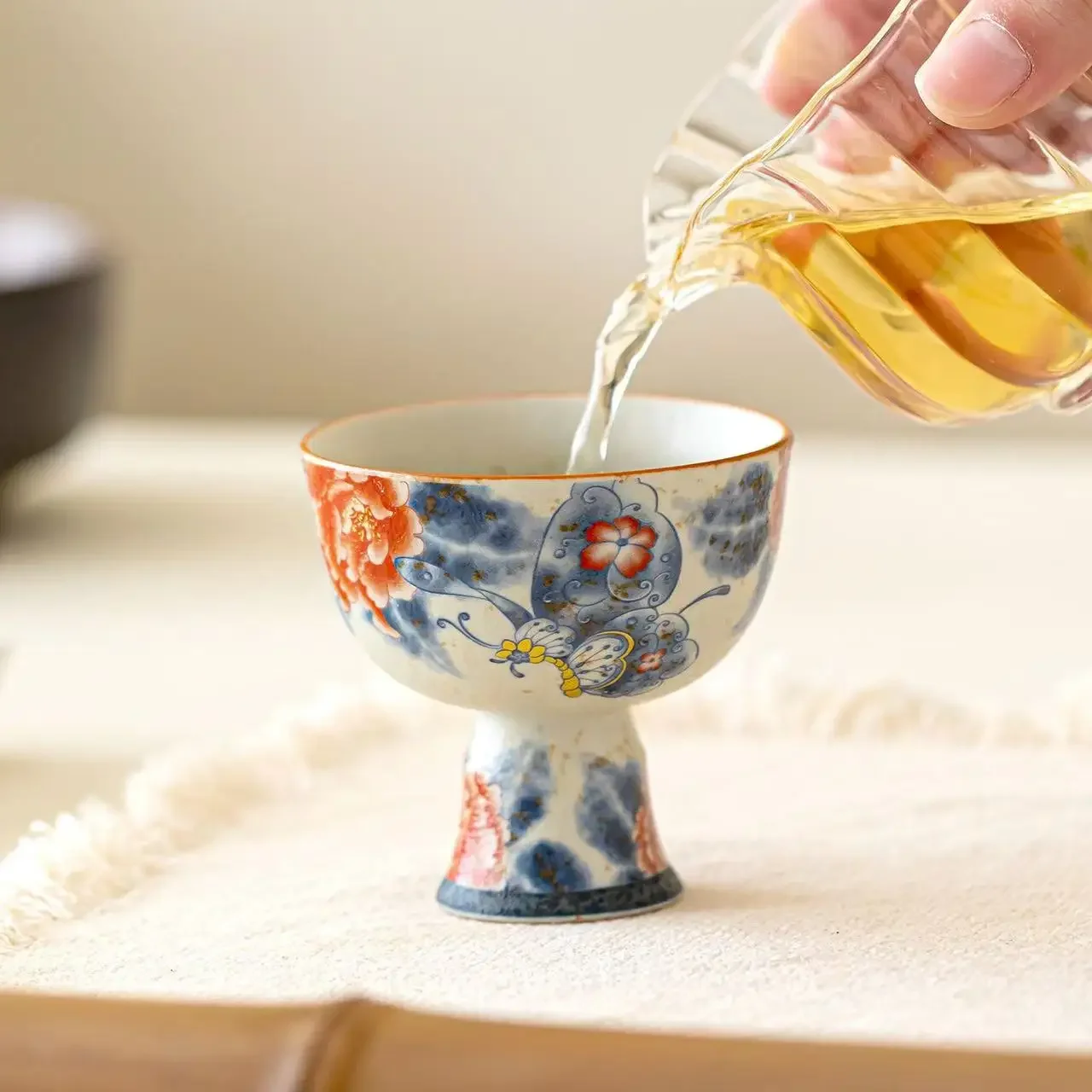 2PC 100ML Caramel Glaze Butterfly Dance Peony Tall Cup Ceramic Master Cup Chinese Retro KungFu TeaSet Gift Household TeaCup List