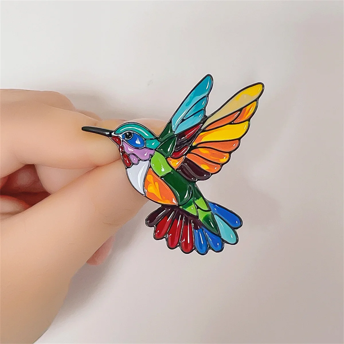 1Pc color creative hummingbird brooch charm retro animal pin personality Y2K jewelry accessories party birthday celebration gift