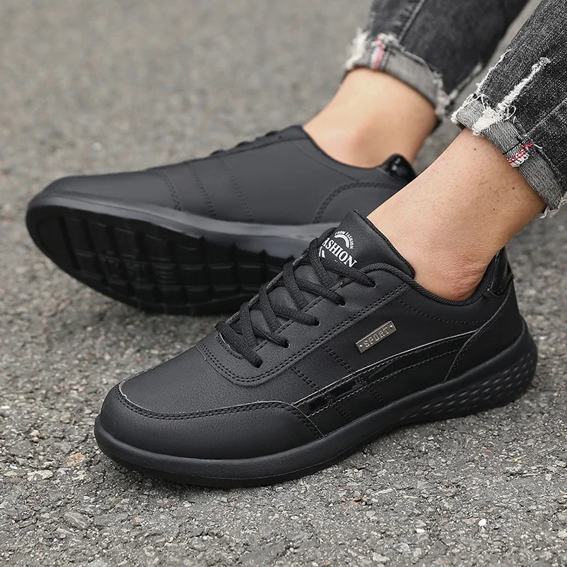 Men's Tennis Korean Edition Lightweight Fashion Sneakers Designer Luxury Shoes 2025 Zapatillas Hombre De Segu Social Shoe Male