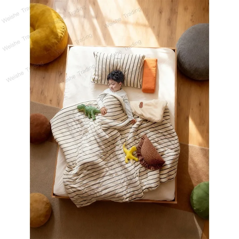 

Children's bed boy girl beech single floor bed full solid wood tatami